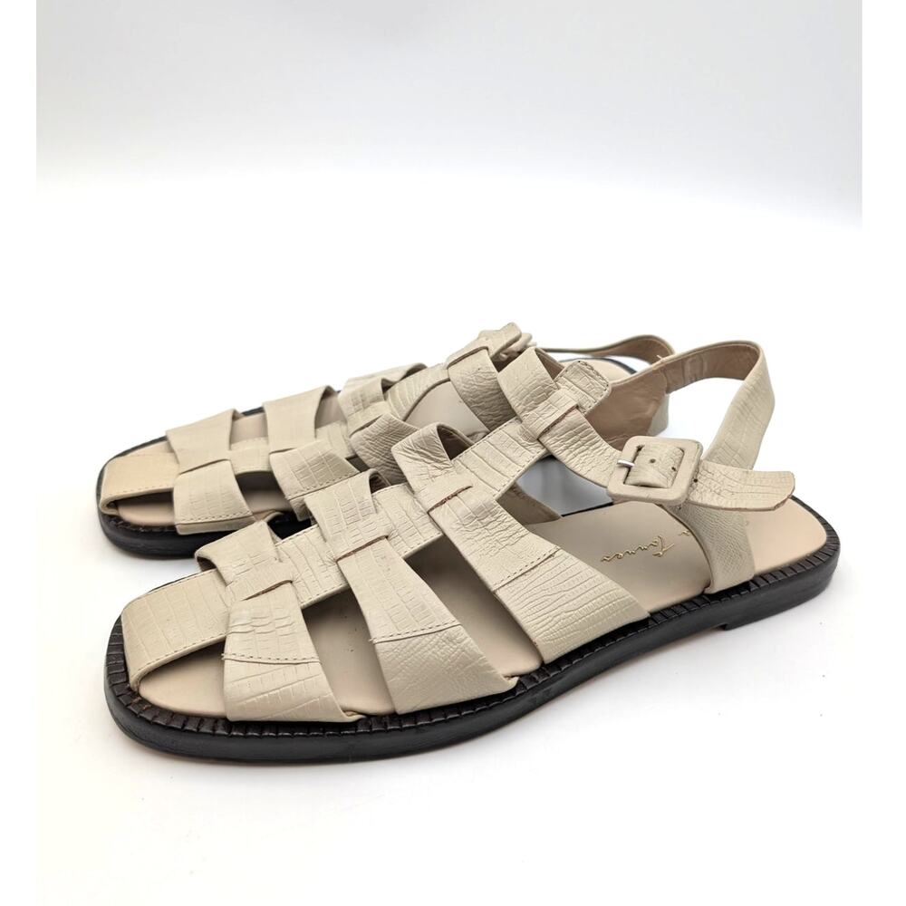 Paula Torres Petra Flat Sandal Side Buckle Women's Beige Size US9 EU40